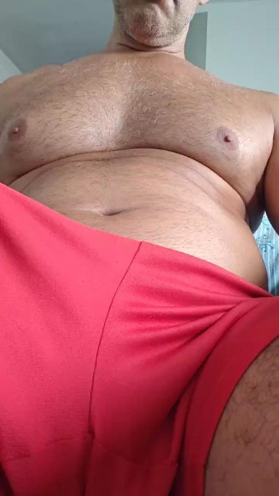 Yogaman00 live cam on Cam4