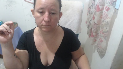 Yohis_Kiut25 live cam on Cam4