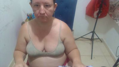 Yohis_Kiut25 live cam on Cam4