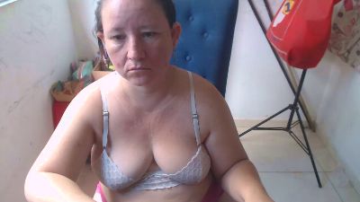 Yohis_Kiut25 live cam on Cam4