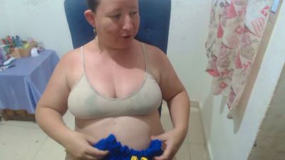 Yohis_Kiut25 live cam on Cam4