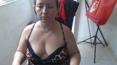 Yohis_Kiut25 live cam on Cam4