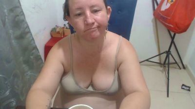 Yohis_Kiut25 live cam on Cam4