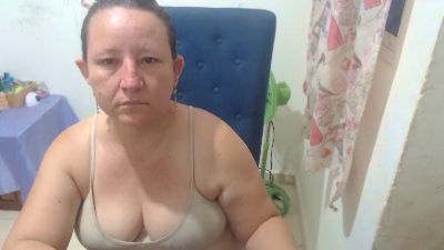 Yohis_Kiut25 live cam on Cam4