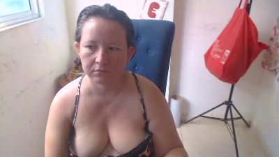 Yohis_Kiut25 live cam on Cam4