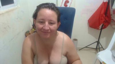 Yohis_Kiut25 live cam on Cam4