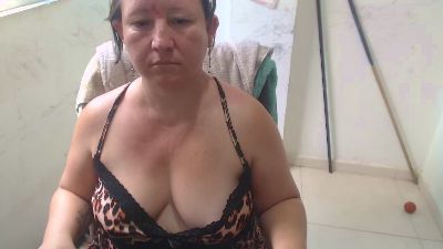 Yohis_Kiut25 live cam on Cam4