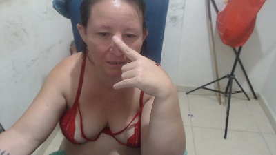 Yohis_Kiut25 live cam on Cam4
