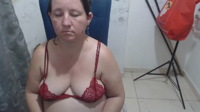 Yohis_Kiut25 live cam on Cam4