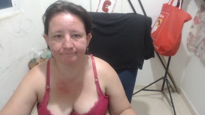 Yohis_Kiut25 live cam on Cam4