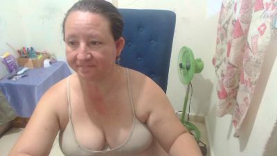 Yohis_Kiut25 live cam on Cam4