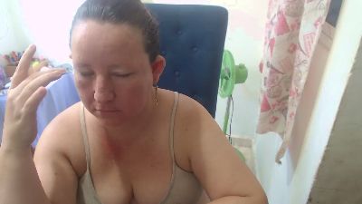 Yohis_Kiut25 live cam on Cam4
