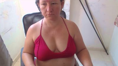 Yohis_Kiut25 live cam on Cam4