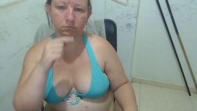 Yohis_Kiut25 live cam on Cam4