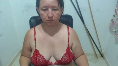 Yohis_Kiut25 live cam on Cam4