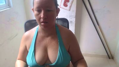 Yohis_Kiut25 live cam on Cam4