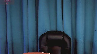 Yoiku_Smith live cam on Cam4