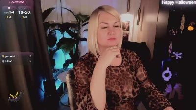YolandaKiss live cam on Cam4