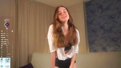 YolandaLiegler live cam on Cam4