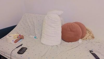 Yoli_Morena live cam on Cam4