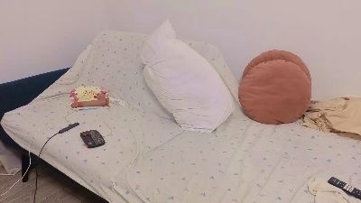 Yoli_Morena live cam on Cam4