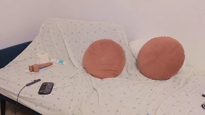 Yoli_Morena live cam on Cam4