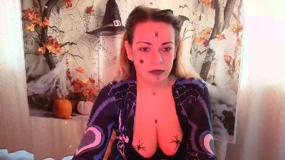 Yoli_Morena live cam on Cam4