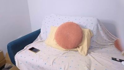 Yoli_Morena live cam on Cam4