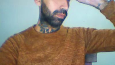 Yonathancalja live cam on Cam4