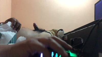 Webcam homme en direct de États-Unis avec Yoofff