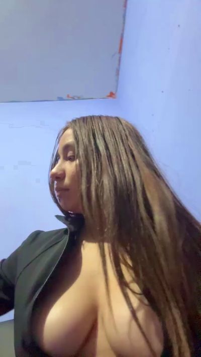 Yoss2424 live cam on Cam4