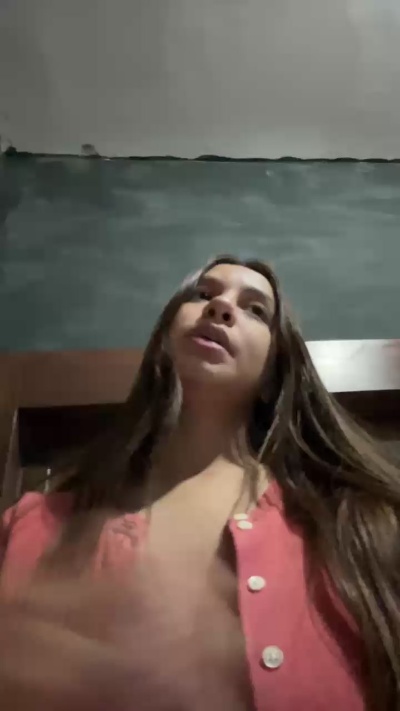 Yoss2424 live cam on Cam4