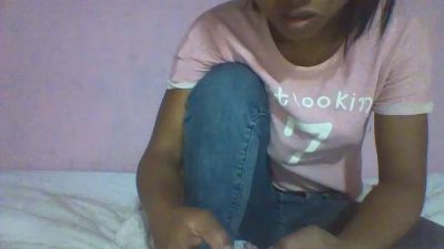 YoungNathie67 live cam on Cam4