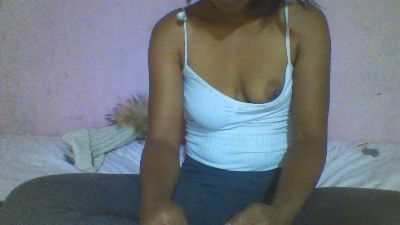 YoungNathie67 live cam on Cam4