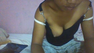 YoungNathie67 live cam on Cam4