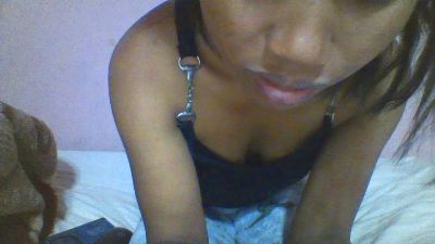 YoungNathie67 live cam on Cam4
