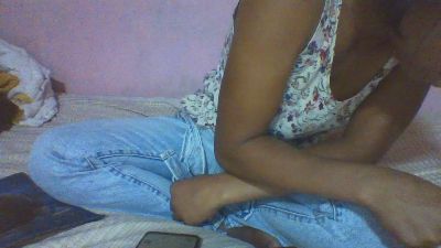YoungNathie67 live cam on Cam4