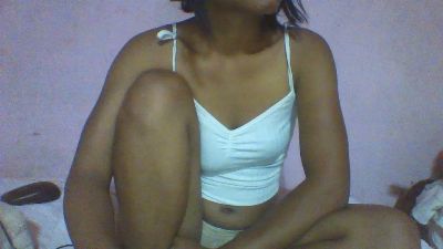 YoungNathie67 live cam on Cam4