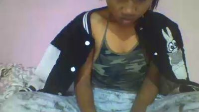 YoungNathie67 live cam on Cam4