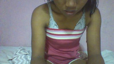 YoungNathie67 live cam on Cam4