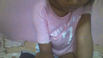 YoungNathie67 live cam on Cam4