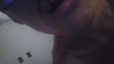 Youngblackbr live cam on Cam4