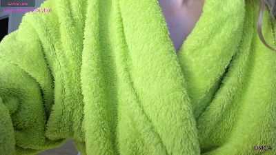 YourMolly live cam on Cam4