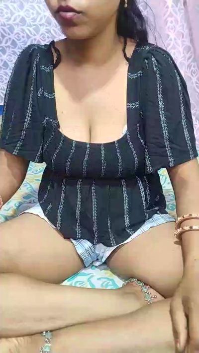 YourSanam live cam on Cam4