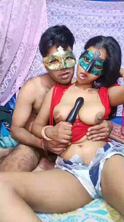 YourSanam live cam on Cam4