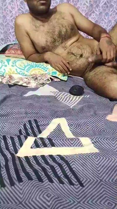 YourSanam live cam on Cam4