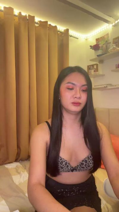 YourSweetEscape live cam on Cam4