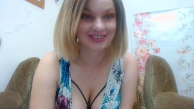 YourSweetJam live cam on Cam4