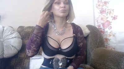 YourSweetJam live cam on Cam4