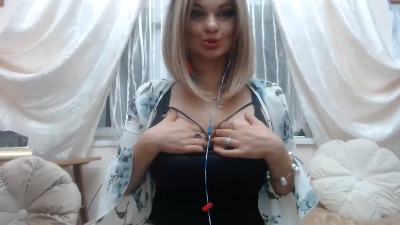 YourSweetJam live cam on Cam4